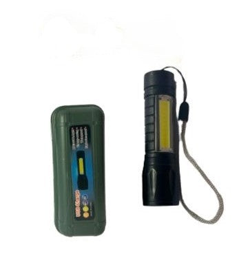 Linterna LED con estuche